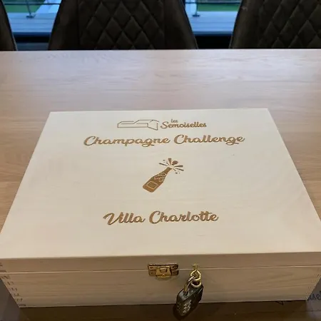 Rochehaut, Les Semoiselles, Charlotte בית נופש *