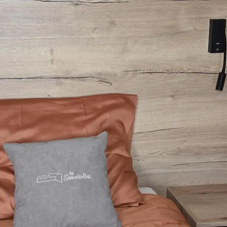 Rochehaut, Les Semoiselles, Charlotte בית נופש בוילון