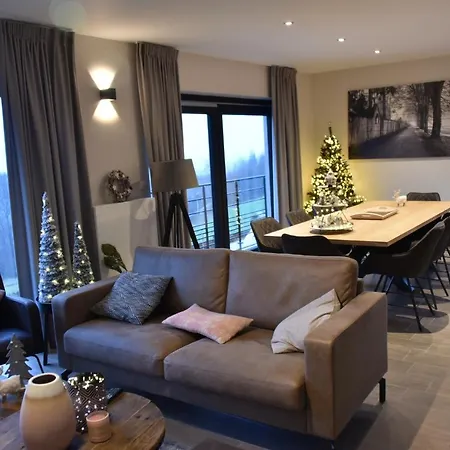 Vakantiehuis Rochehaut, Les Semoiselles, Charlotte Bouillon