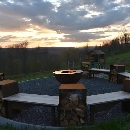 בית נופש Rochehaut, Les Semoiselles, Charlotte בוילון